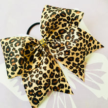 Load image into Gallery viewer, Leopard Print Cheer Bows